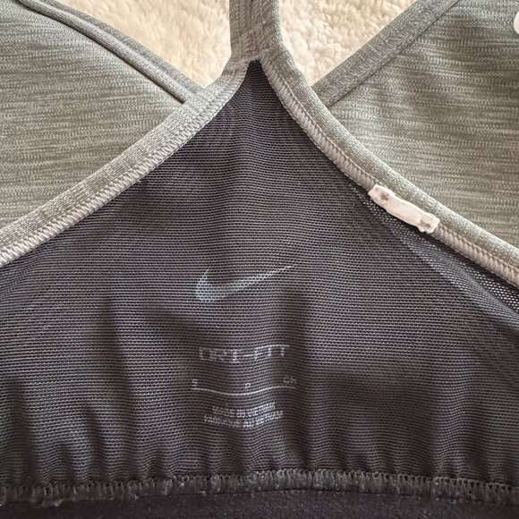 Nike Dri-FIT Light Support Sports Bra - Picture 3 of 3